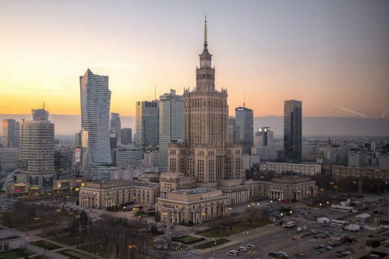 warsaw 18 768x512